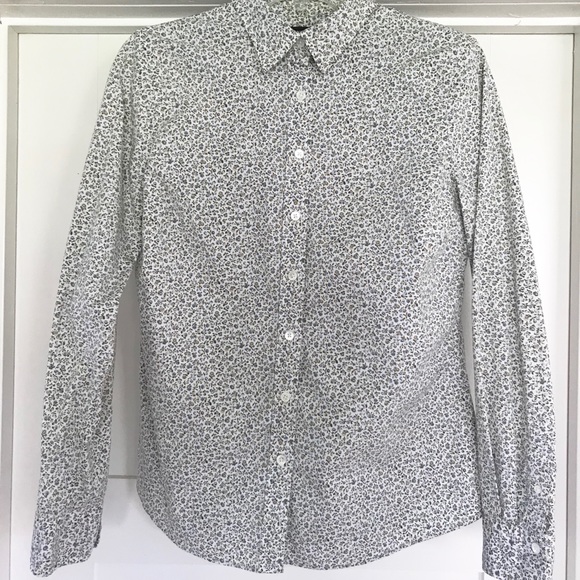 Land’s End Flowered button-down blouse - Picture 1 of 5